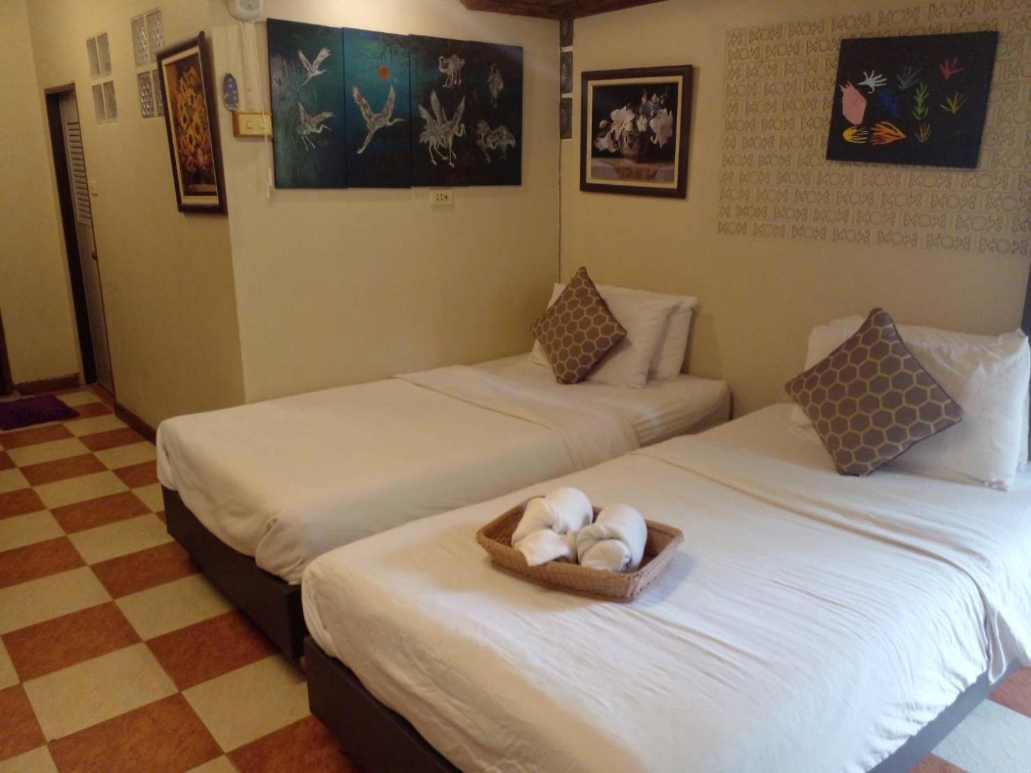 Baansuanleelawadee Resort Амфава Екстериор снимка