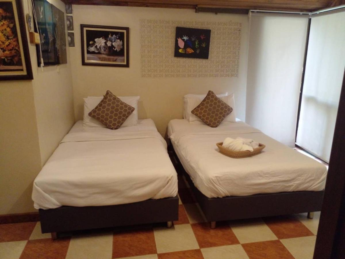 Baansuanleelawadee Resort Амфава Екстериор снимка
